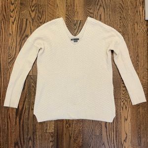 Vince cream super soft sweater